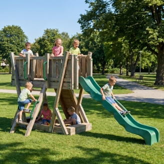 Tour de Jeux FunForte 1 en Bois pour Usage Public avec Toboggan HDPE, Mur d'Escalade et Échelle